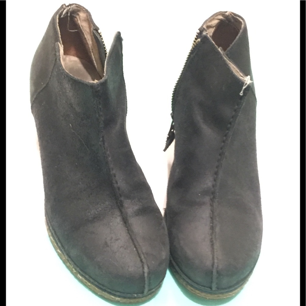 Inch and a half heel ankle boots by olukai
